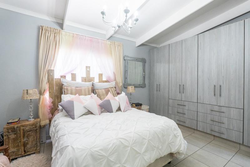3 Bedroom Property for Sale in Island View Western Cape